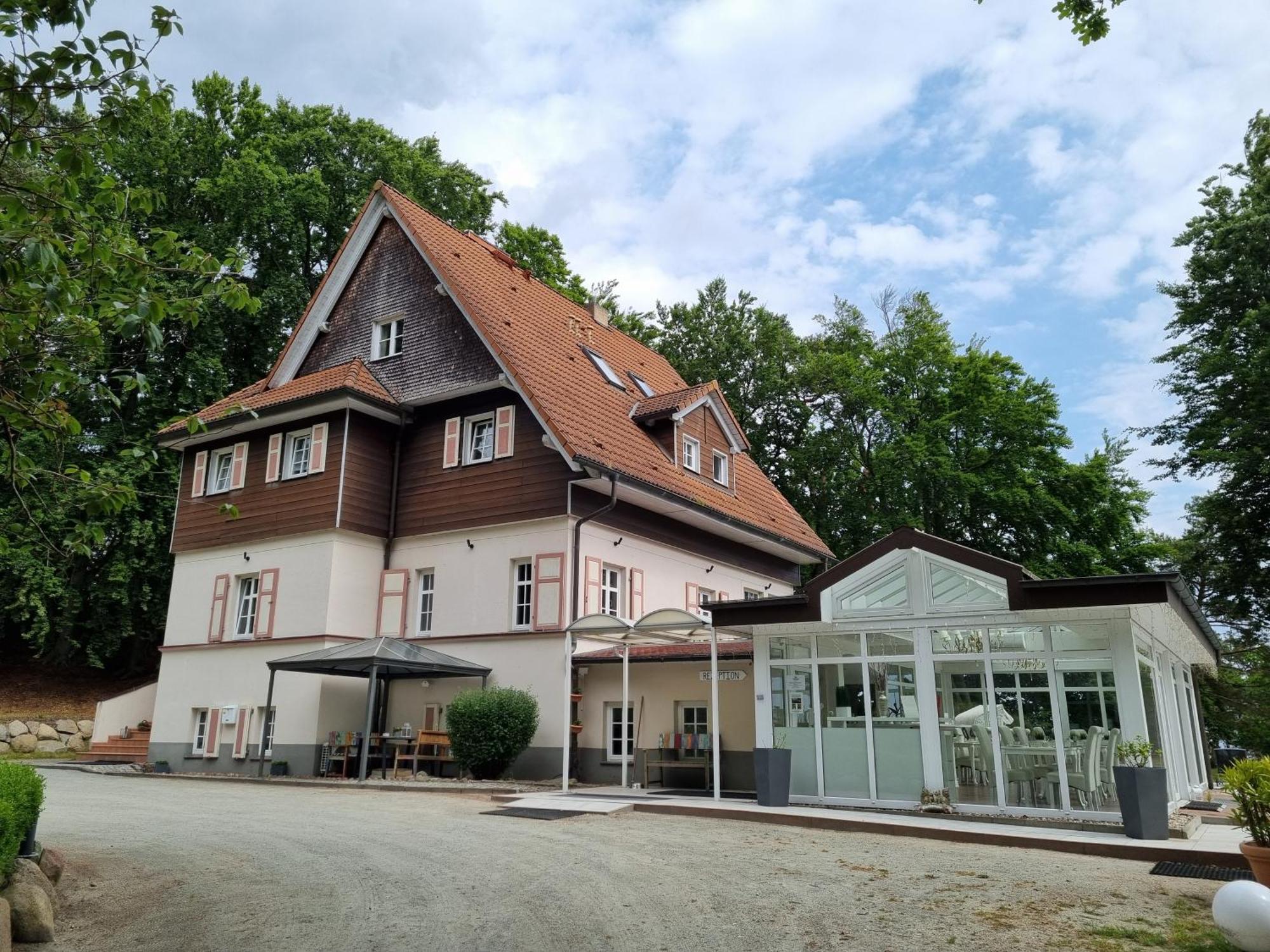 Strandhotel Lindequist Sellin Kültér fotó